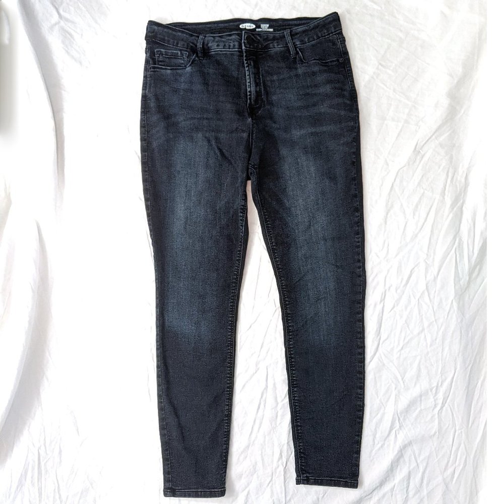 Old Navy Women's Rockstar Super Skinny High-Rise Secret Slim Pockets Size 14